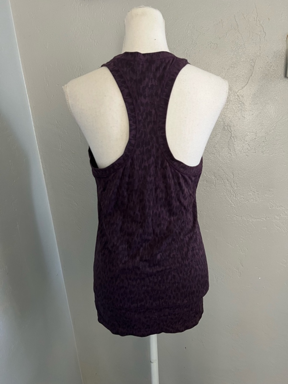 Athleta Momentum Seamless
Racerback Tank - Picture 5 of 9